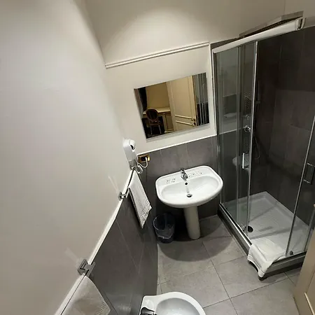 Quadrifoglio Eur Hotel 3*
