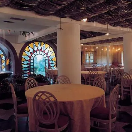 Hotel Quadrifoglio Eur 3*