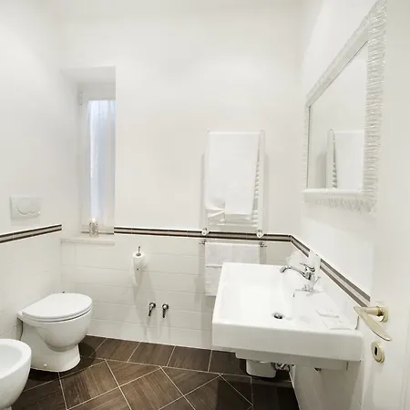 Quadrifoglio Eur Hotel