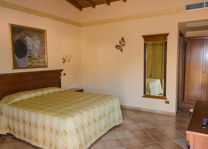 Quadrifoglio Eur 3* Róma